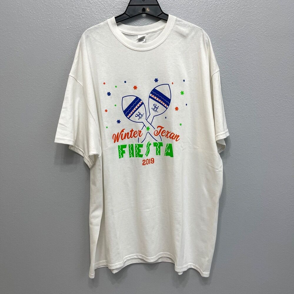 Gildan T-Shirt 2XL White Harlingen Texas Winter Texas Fiesta 2019 Print